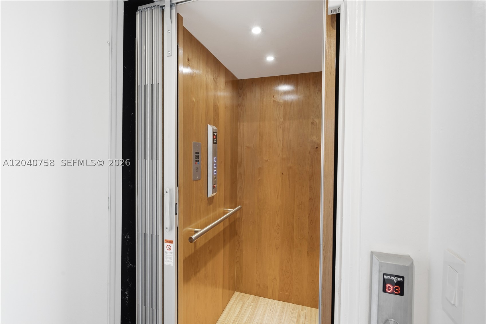 OCEANIA IV CONDO - Residential