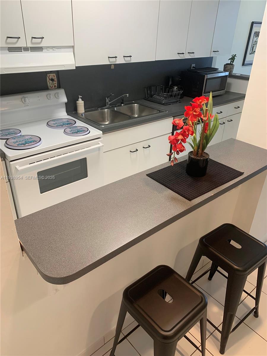 DECOPLAGE CONDO - Residential Lease