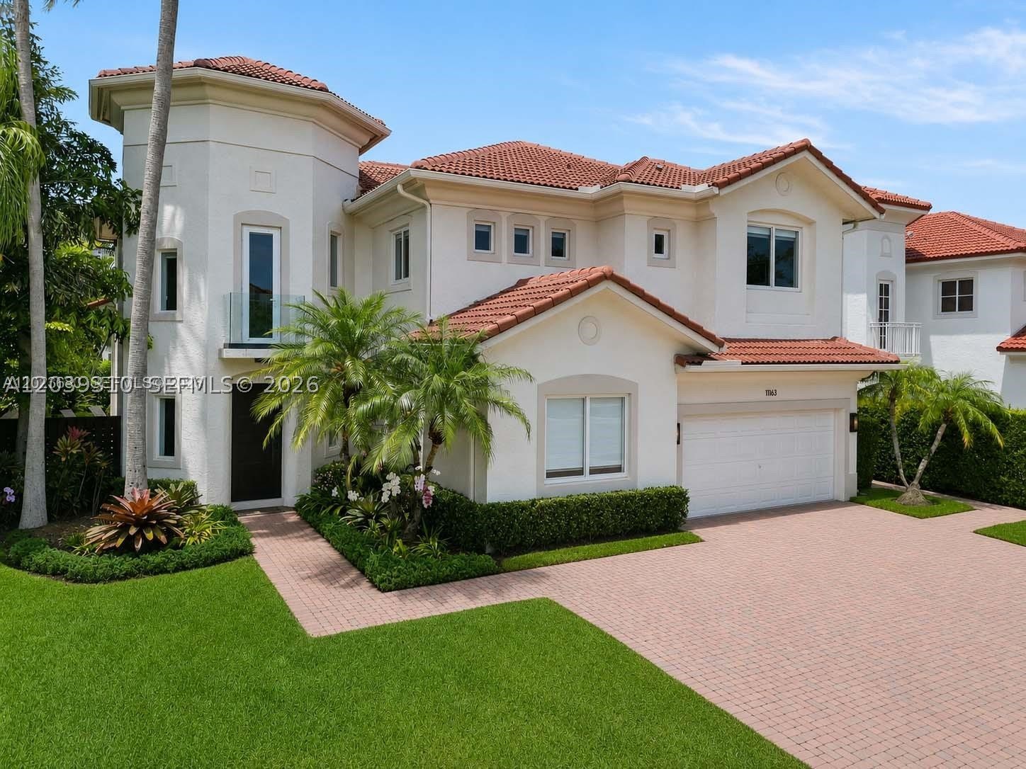 DORAL ISLES VENETIA - Residential