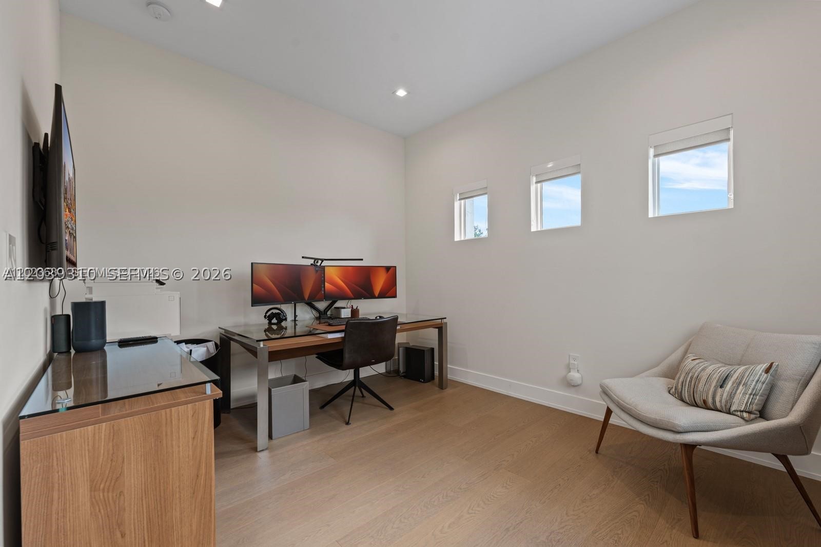 DORAL ISLES VENETIA - Residential