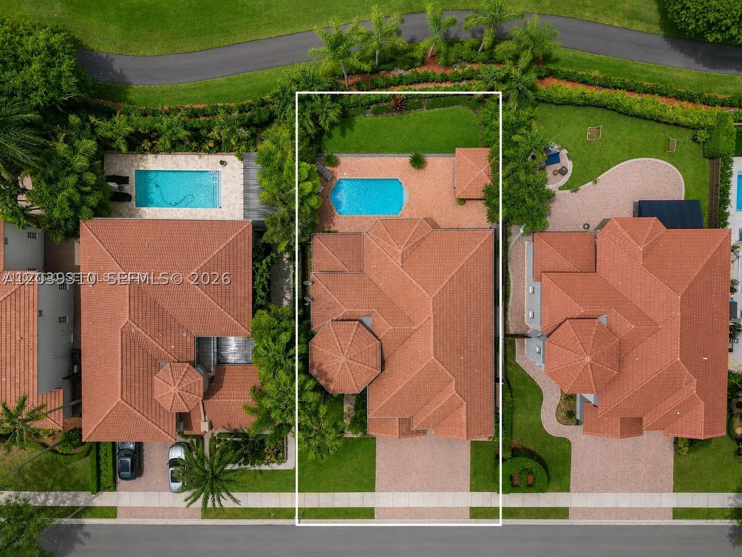 DORAL ISLES VENETIA - Residential
