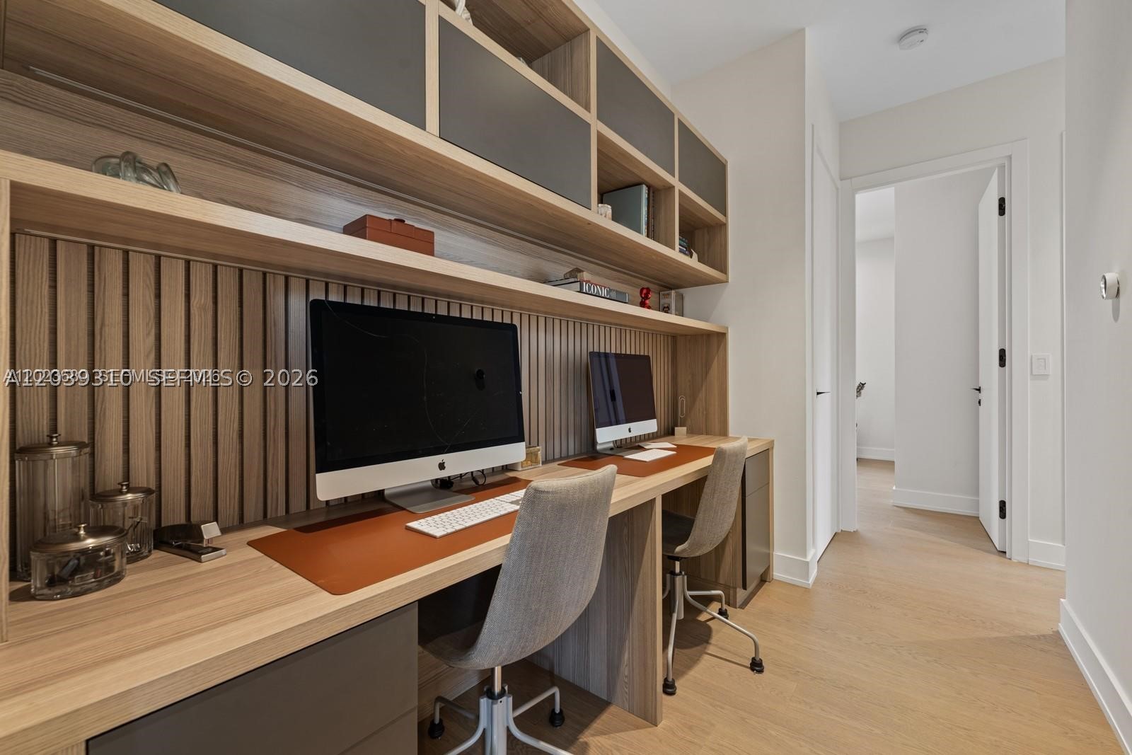 DORAL ISLES VENETIA - Residential