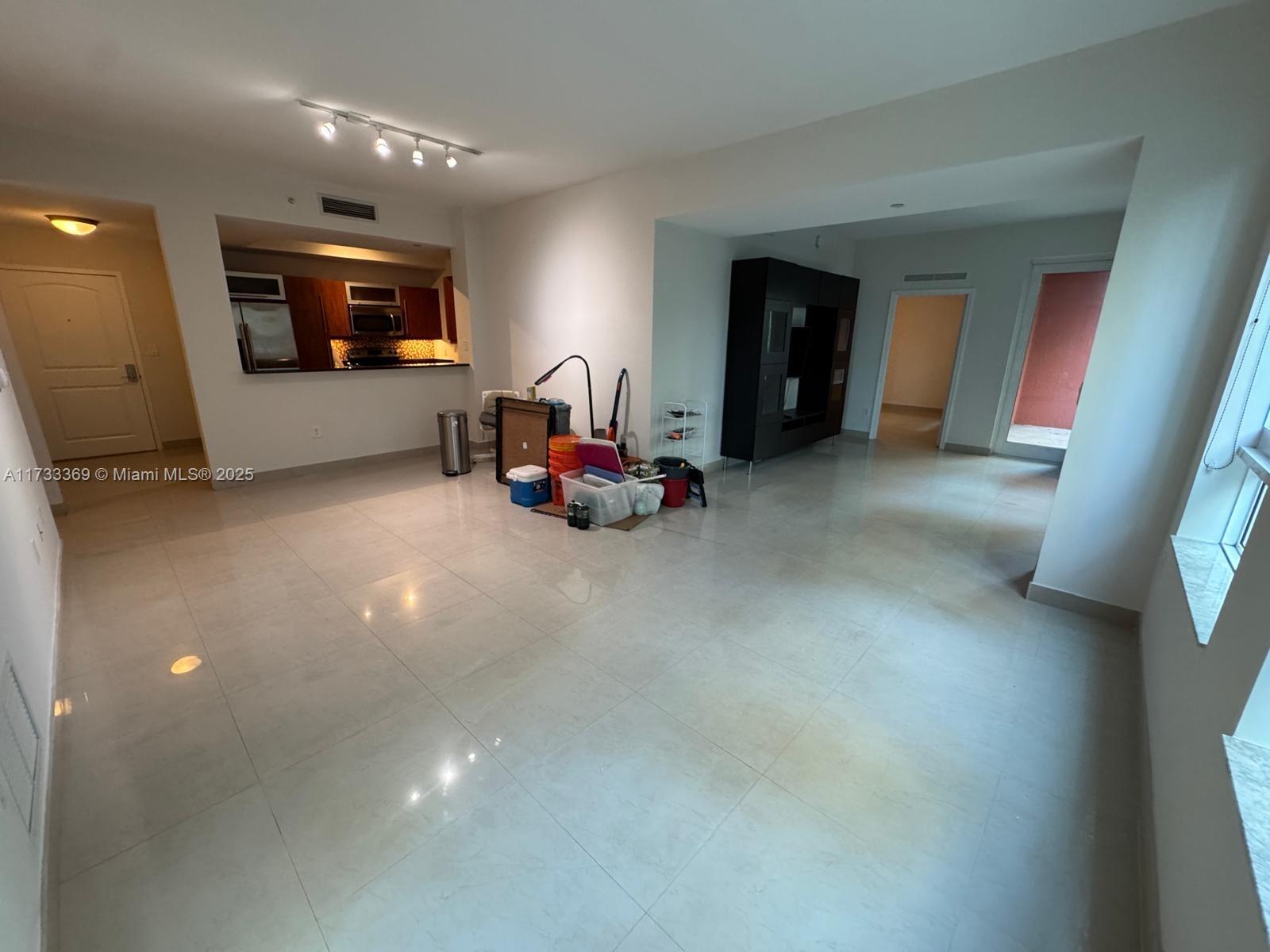 TOSCANO CONDO - Residential Lease
