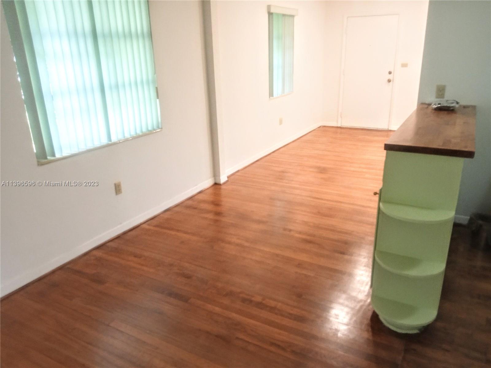 GLENROYAL AMD - Residential Lease