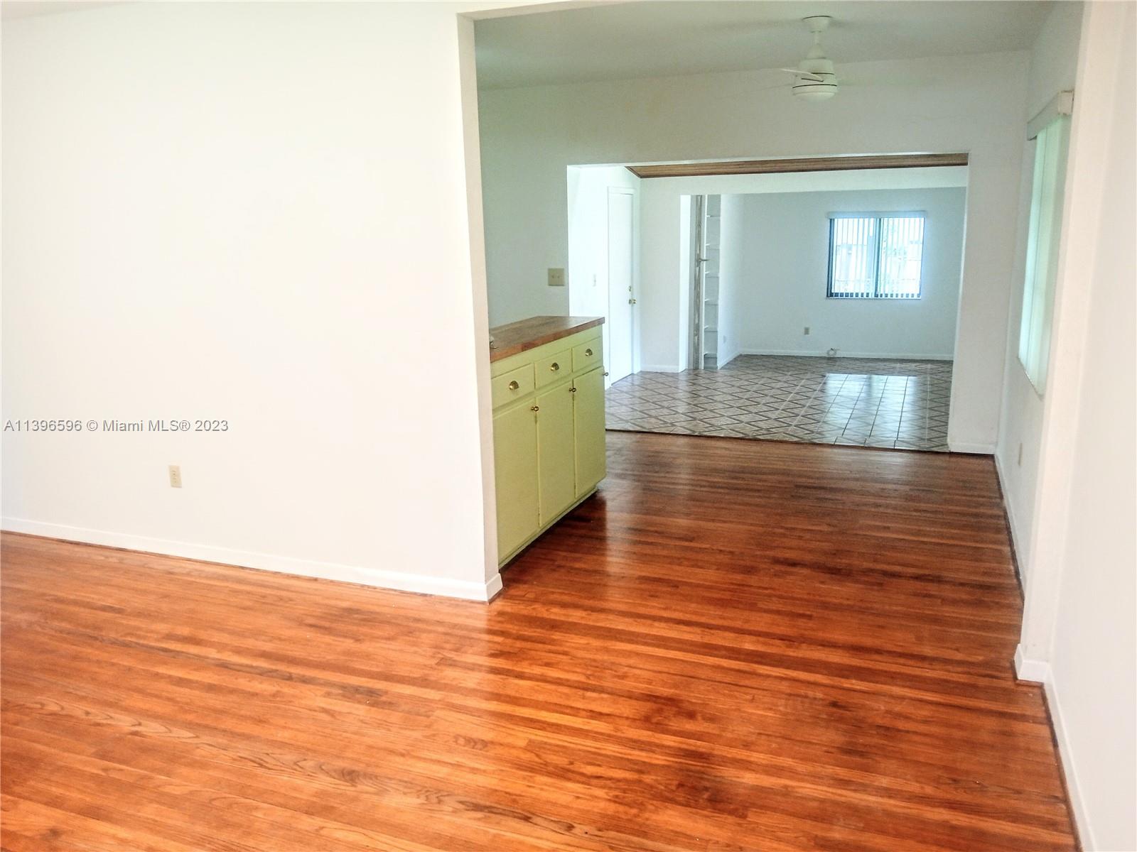GLENROYAL AMD - Residential Lease