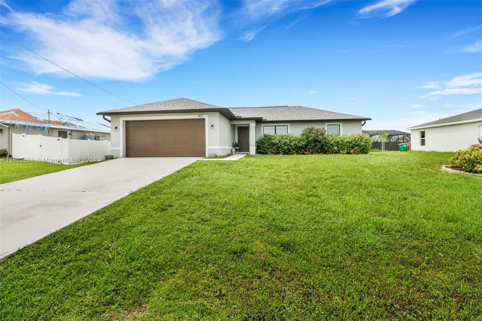 CAPE CORAL - Residential