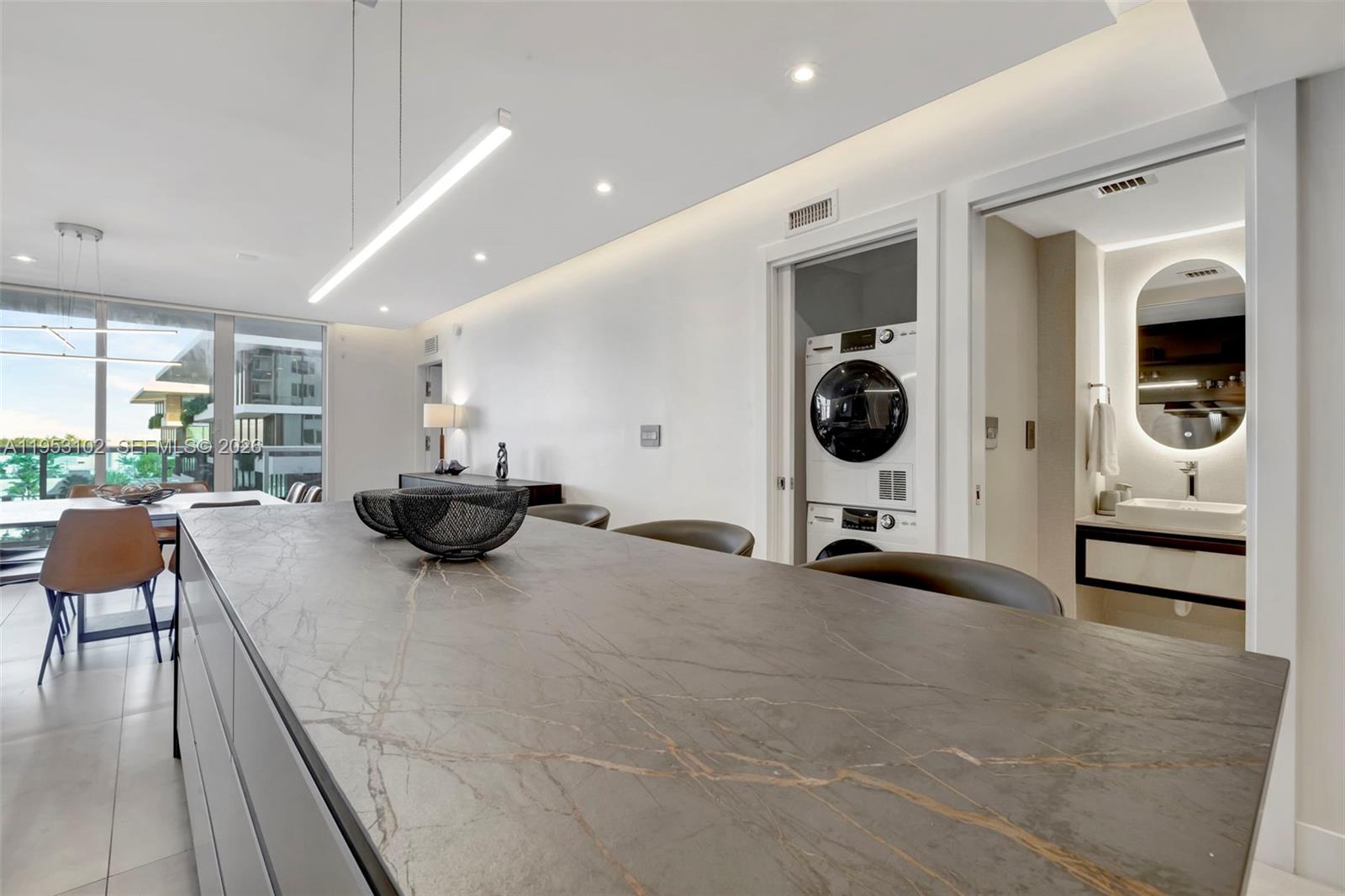RONEY PALACE CONDO - Residential