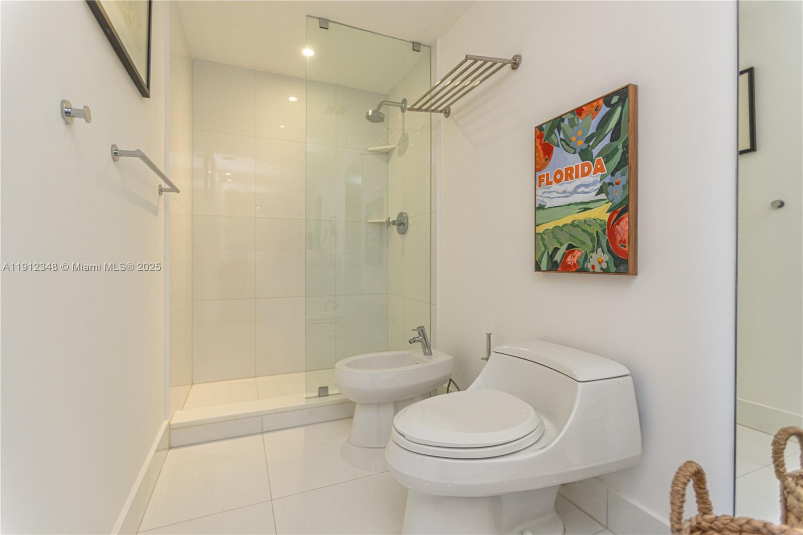 THE BENTLEY BAY CONDO - Residential