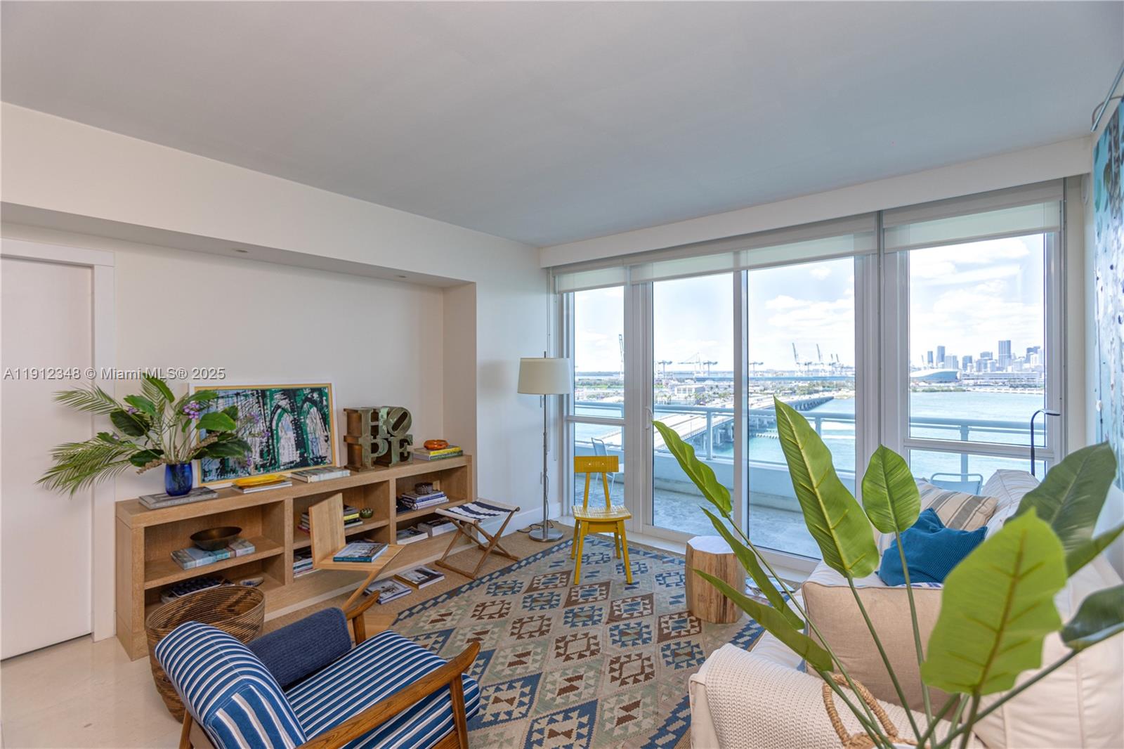 THE BENTLEY BAY CONDO - Residential