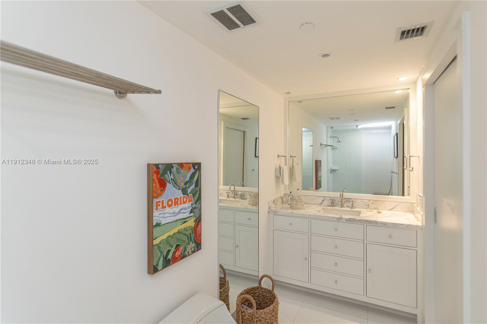 THE BENTLEY BAY CONDO - Residential