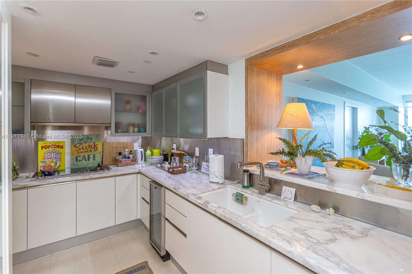 THE BENTLEY BAY CONDO - Residential