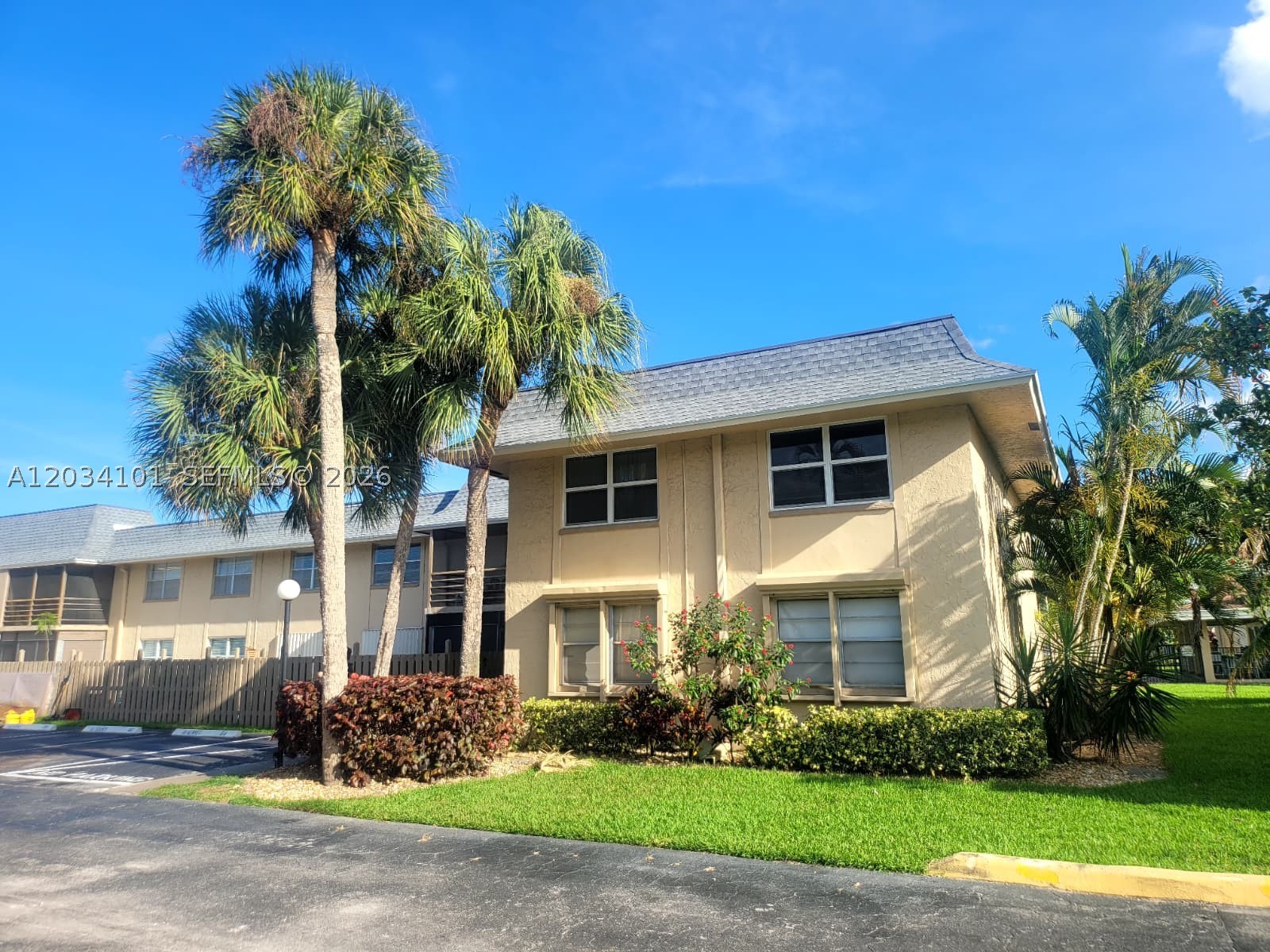BOCA LINDA CONDO - Residential Lease