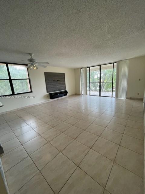 ROYAL PALM AT PLANTATION - Residential