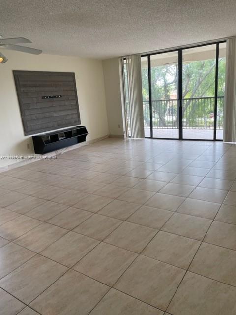 ROYAL PALM AT PLANTATION - Residential