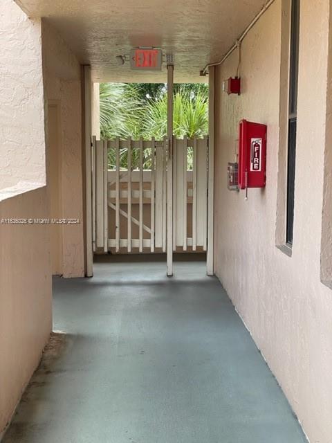 ROYAL PALM AT PLANTATION - Residential