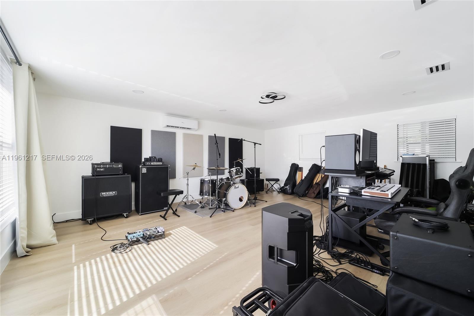 BREEZESWEPT ESTATES - Residential