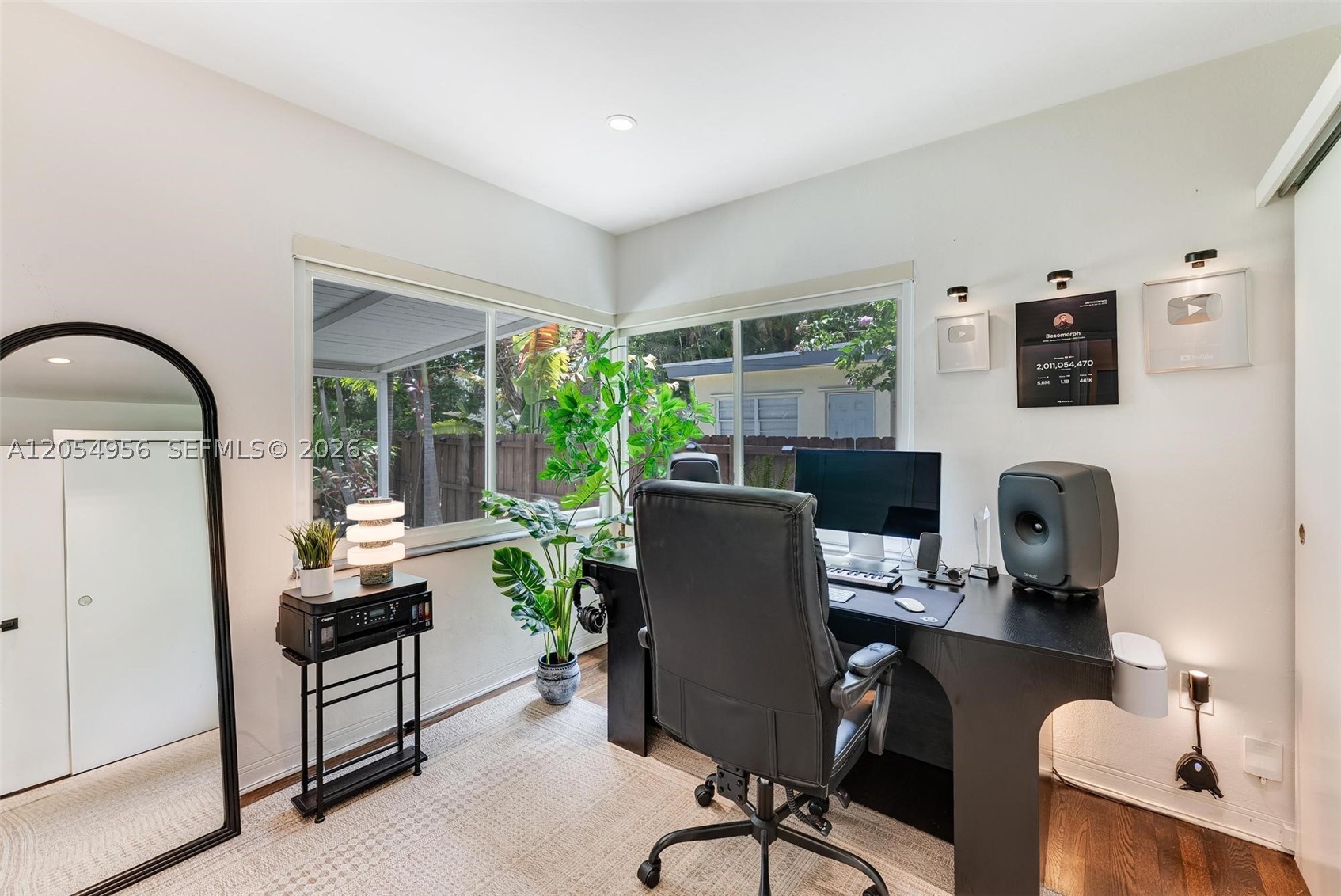 BAYWOOD - Residential