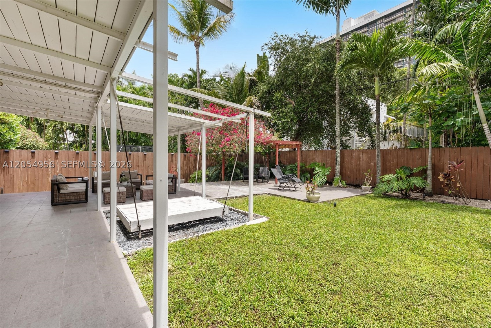 BAYWOOD - Residential