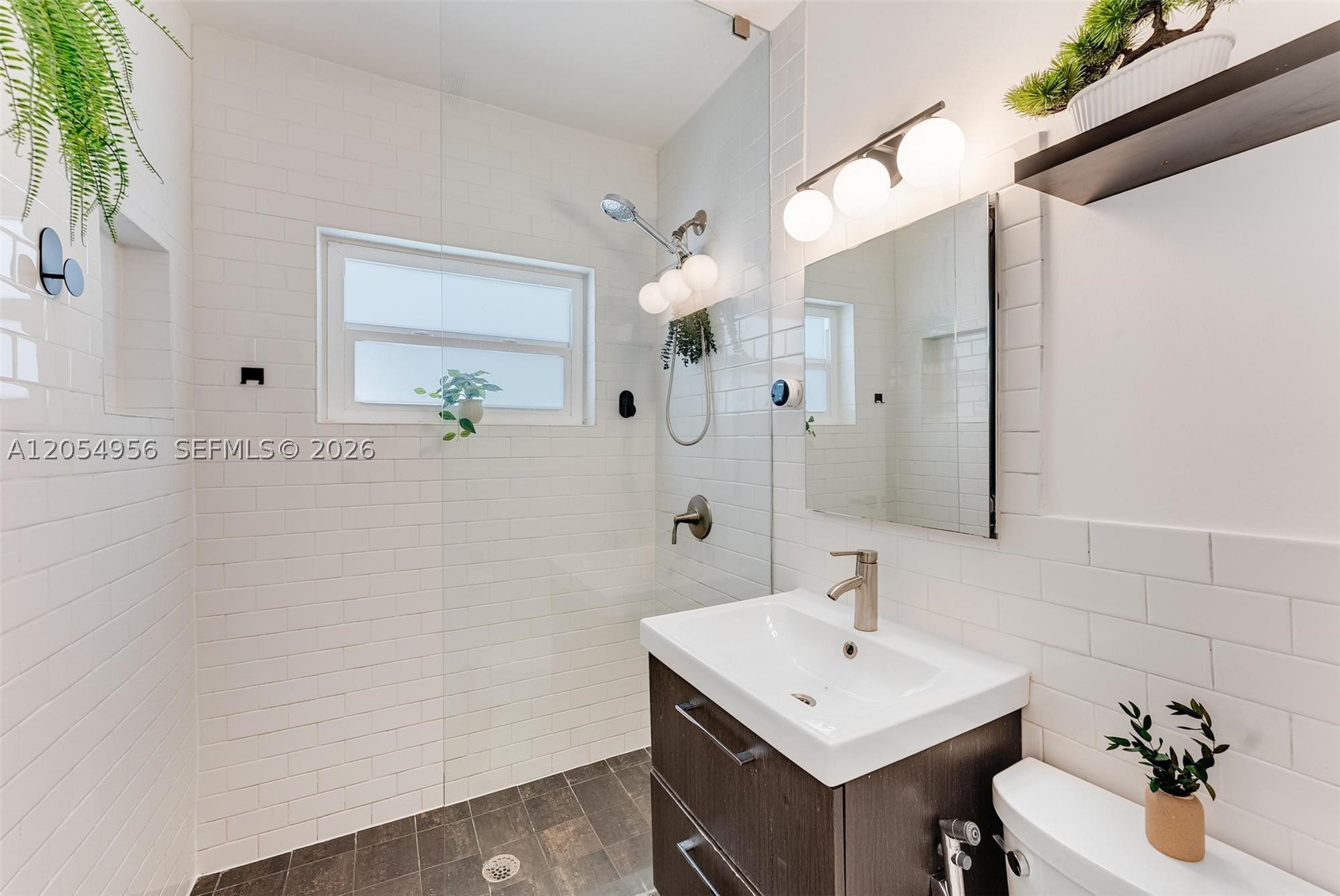 BAYWOOD - Residential