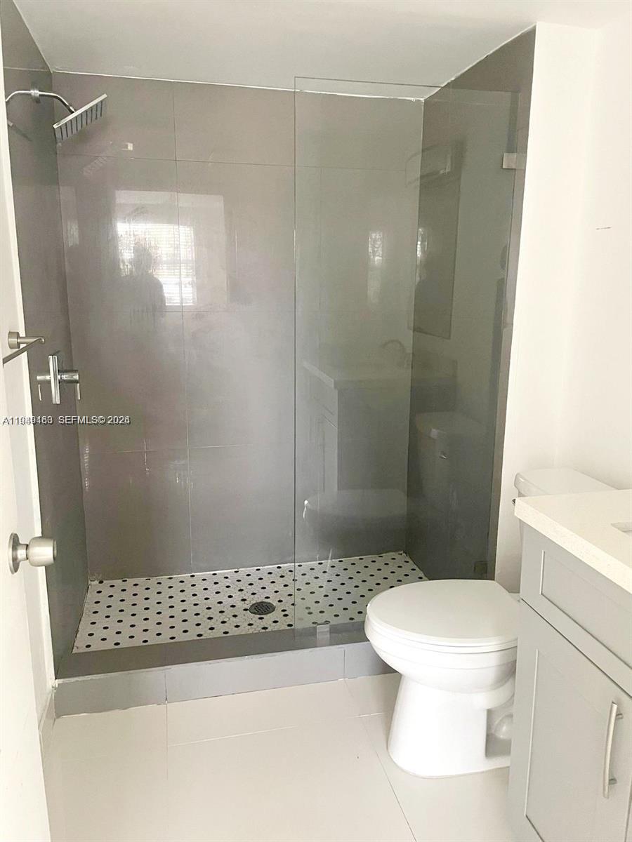 EDGEWATER CONDO - Residential