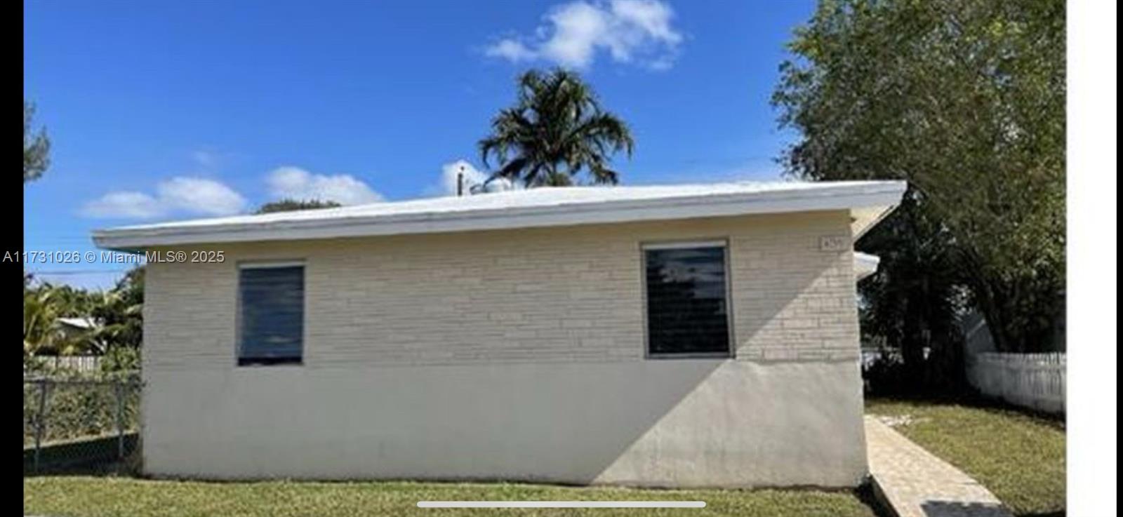 Charming Hallandale Beach Duplex for Sale

This well-maintained duplex is located in the heart of Hallandale Beach, offering a fantastic opportunity for investors or owner-occupants. Each unit features [2] bedrooms and [1] bathrooms, with spacious living areas, updated kitchens, and generous closet space.
2 power meters
2 water meters

Tile floors throughout for easy maintenance and a clean, modern look.
Great location, just minutes from shopping, dining, and the beautiful Hallandale Beach