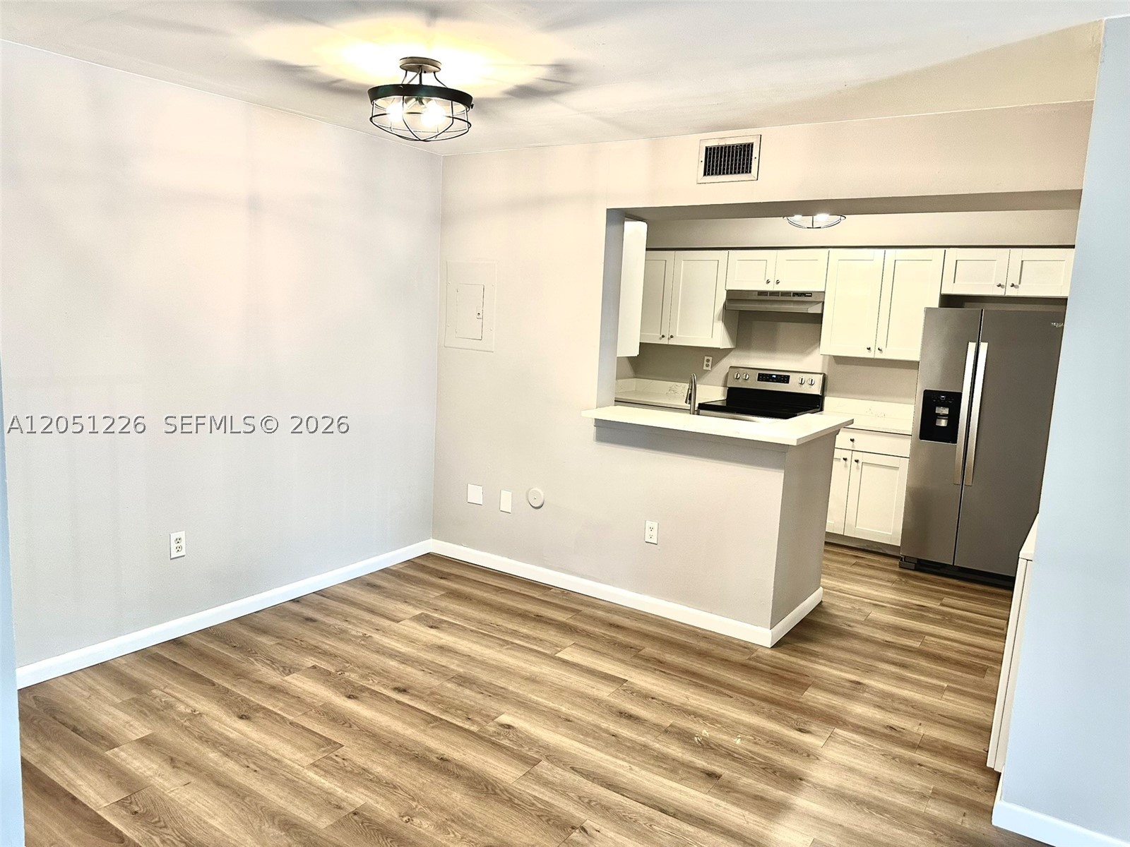 KENDALL LAKE TOWERS CONDO - Residential Lease