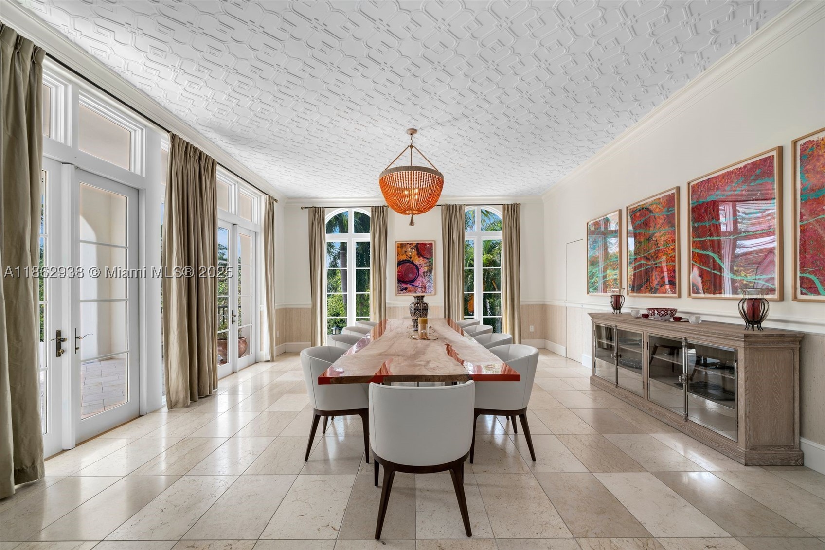THE MOORINGS - Residential