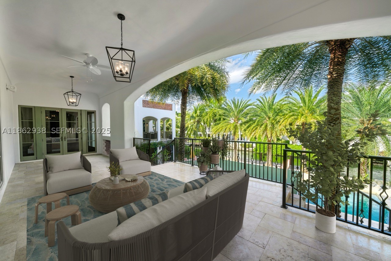 THE MOORINGS - Residential