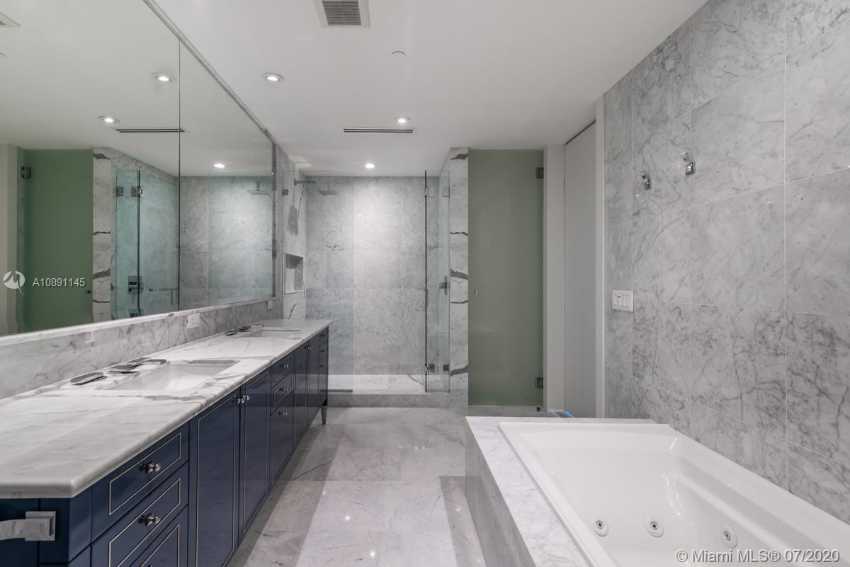 FENDI CHATEAU RESIDENCES - Residential