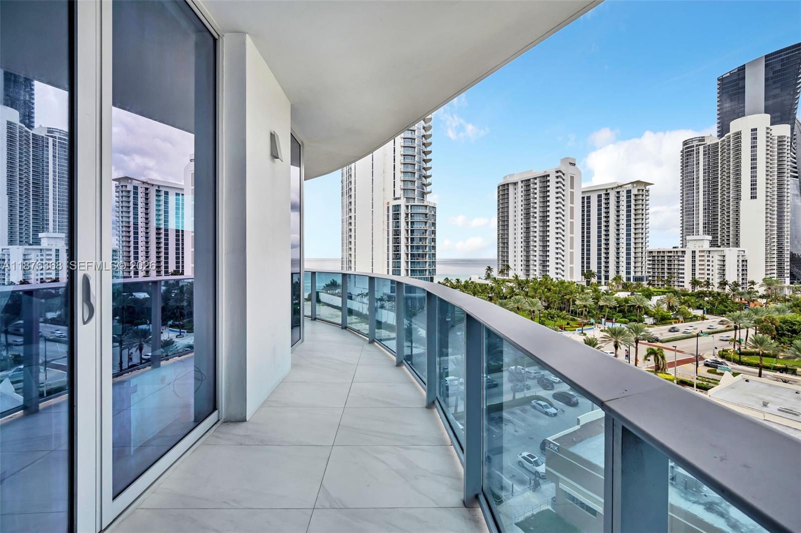 AURORA CONDOMINIUM - Residential