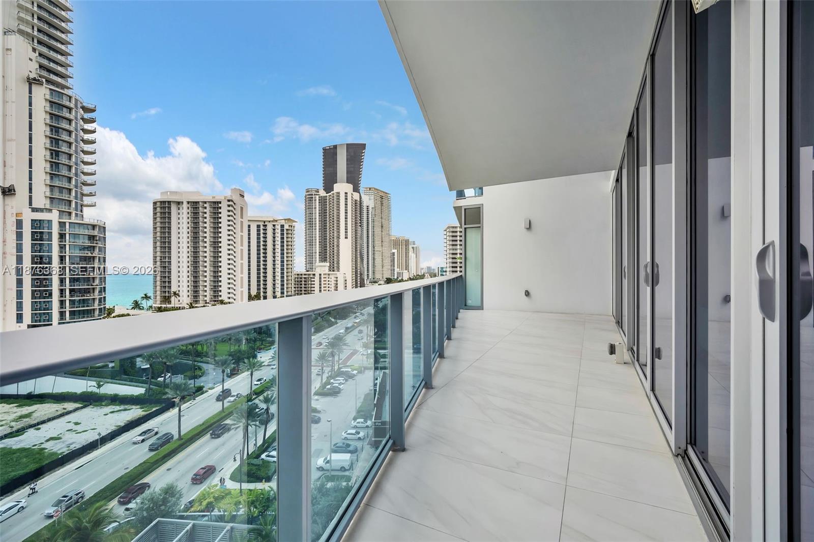 AURORA CONDOMINIUM - Residential