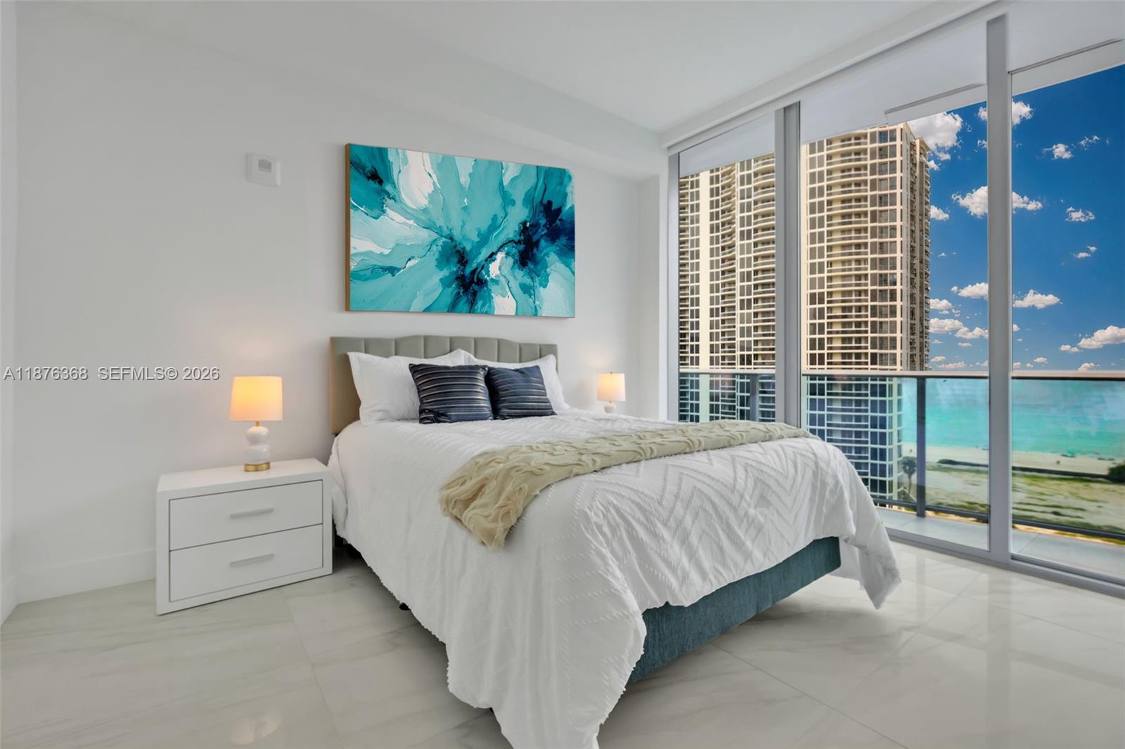 AURORA CONDOMINIUM - Residential