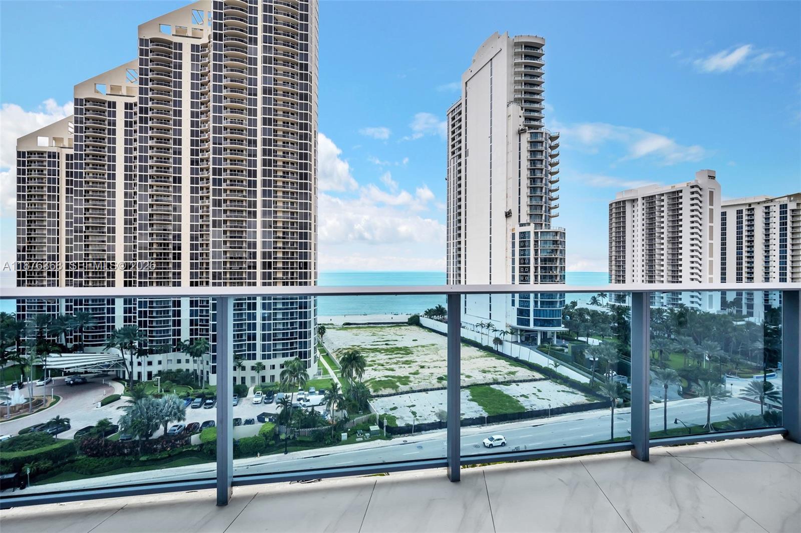 AURORA CONDOMINIUM - Residential