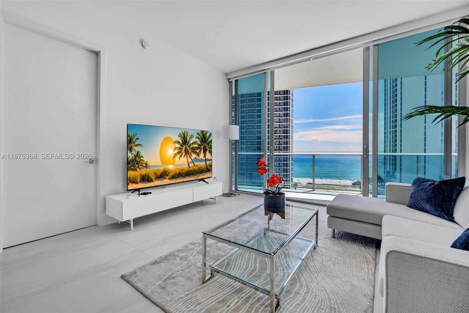 AURORA CONDOMINIUM - Residential
