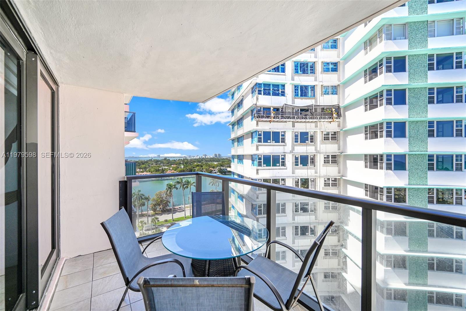 THE ALEXANDER CONDO - Residential