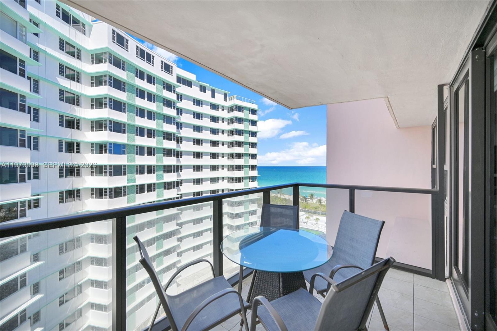 THE ALEXANDER CONDO - Residential