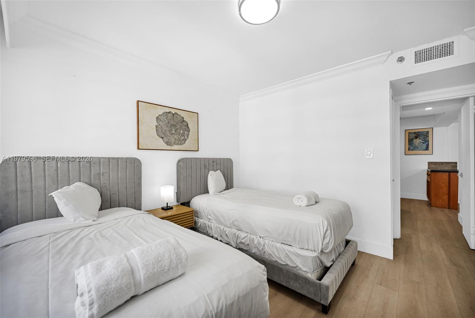 THE ALEXANDER CONDO - Residential