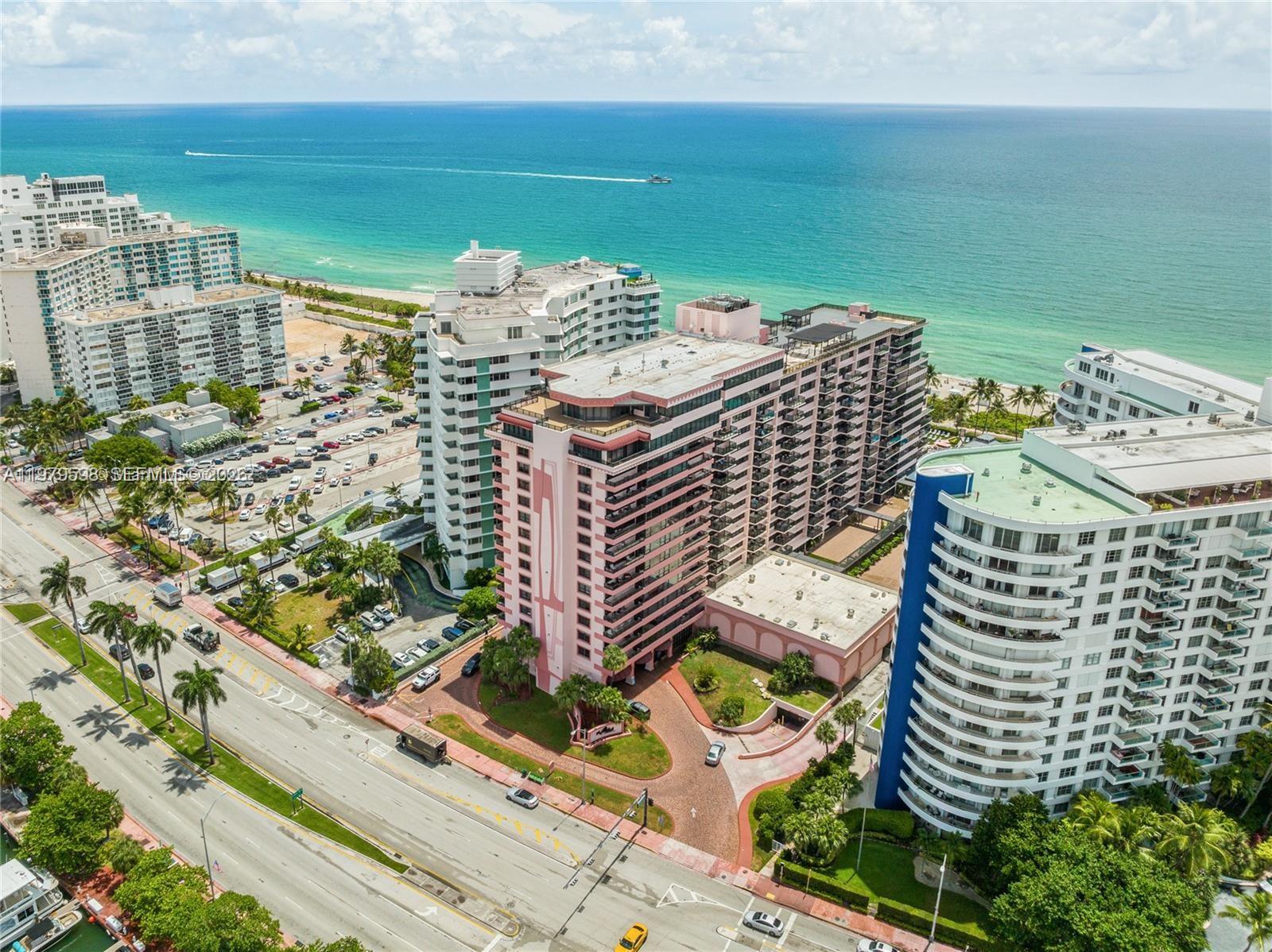 THE ALEXANDER CONDO - Residential