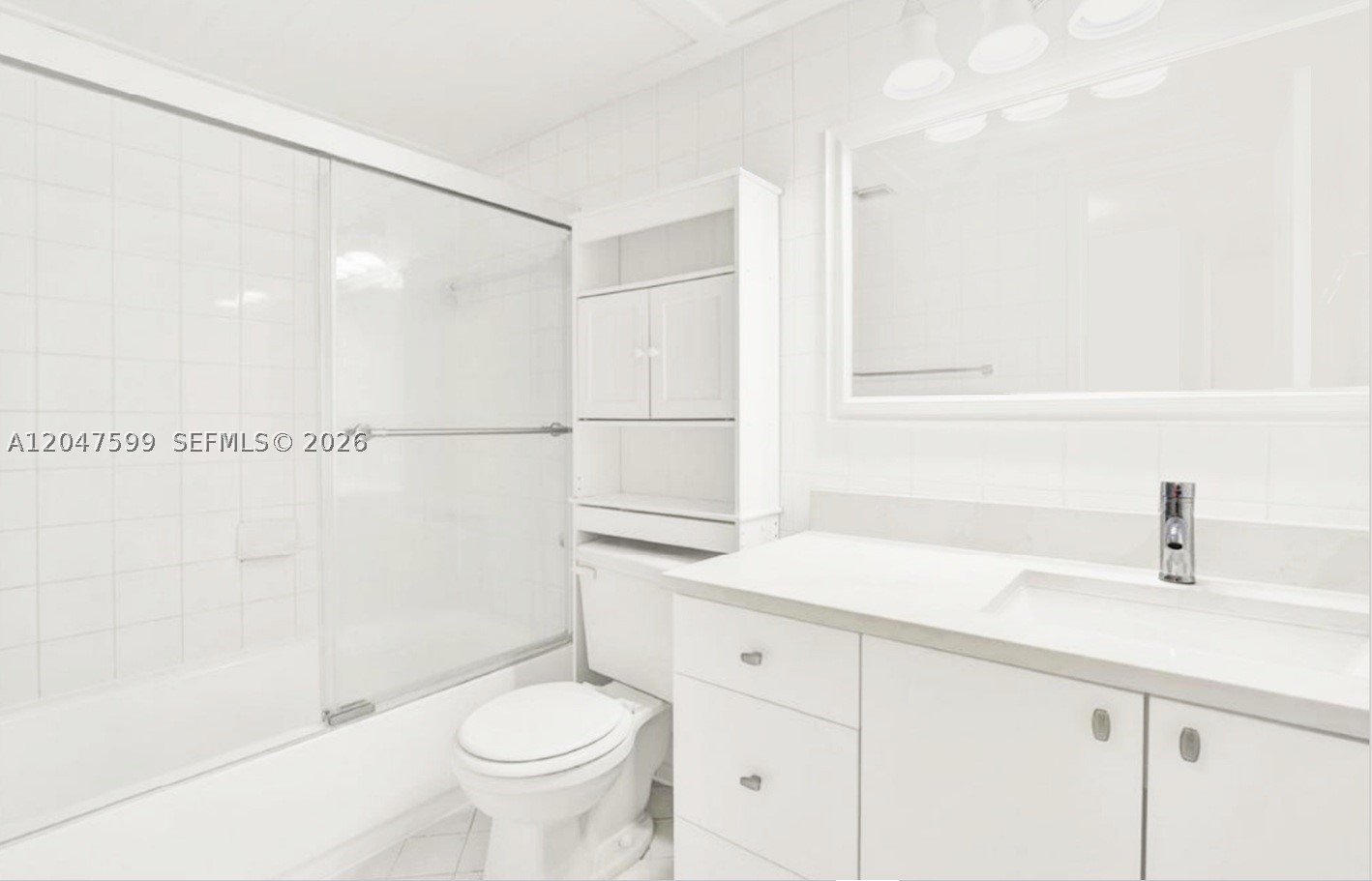 KEYSTONE HARBOR CLUB COND - Residential