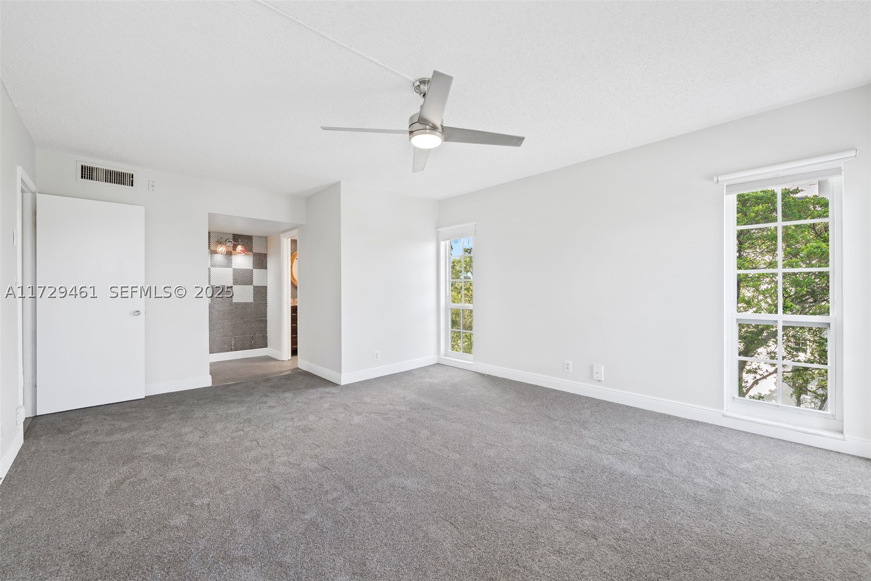 PALM-AIRE COUNTRY CLUB CO - Residential