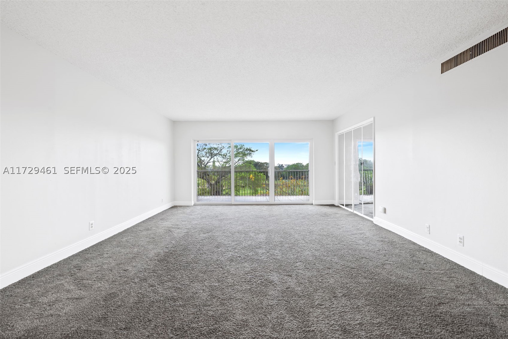 PALM-AIRE COUNTRY CLUB CO - Residential