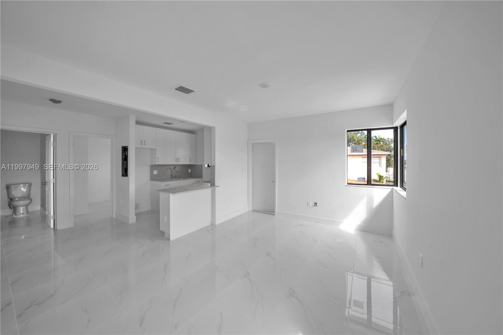 BEACOM MANOR - Residential Income
