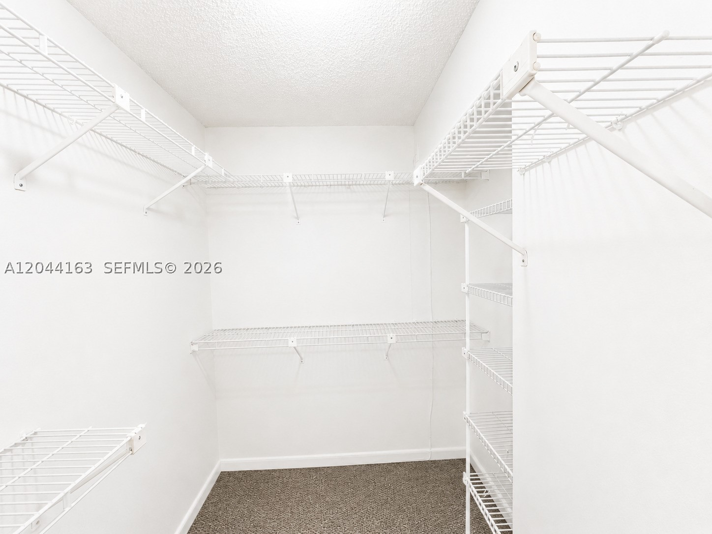 WINSTON TOWERS 700 CONDO - Residential Lease