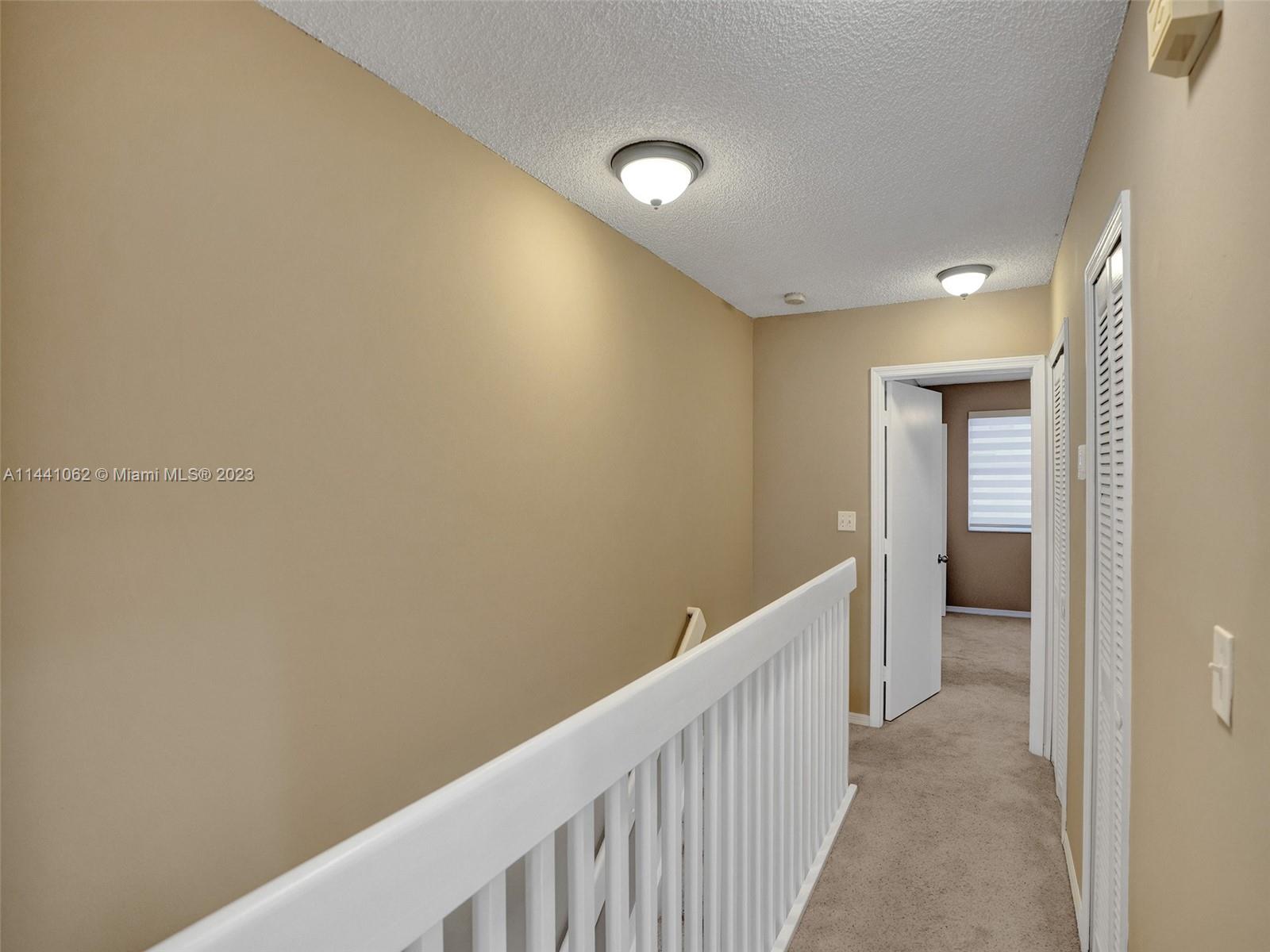 KENDALE LAKES NORTH SEC 9 - Residential