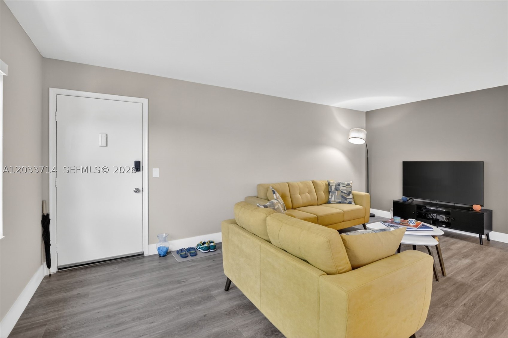NEW HAMPTON AT CENTURY IV - Residential