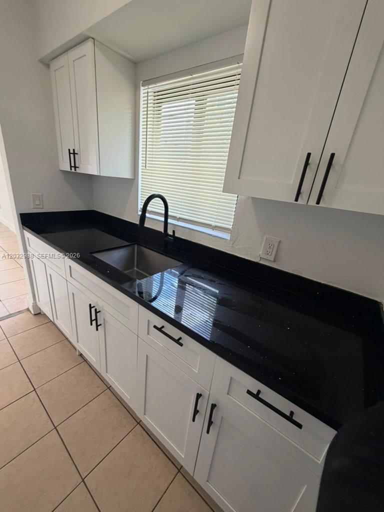 ISLE OF NORMANDY MIAMI VI - Residential Lease