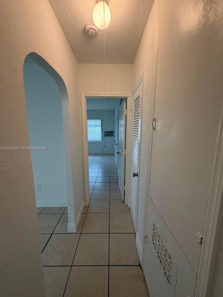 ISLE OF NORMANDY MIAMI VI - Residential Lease
