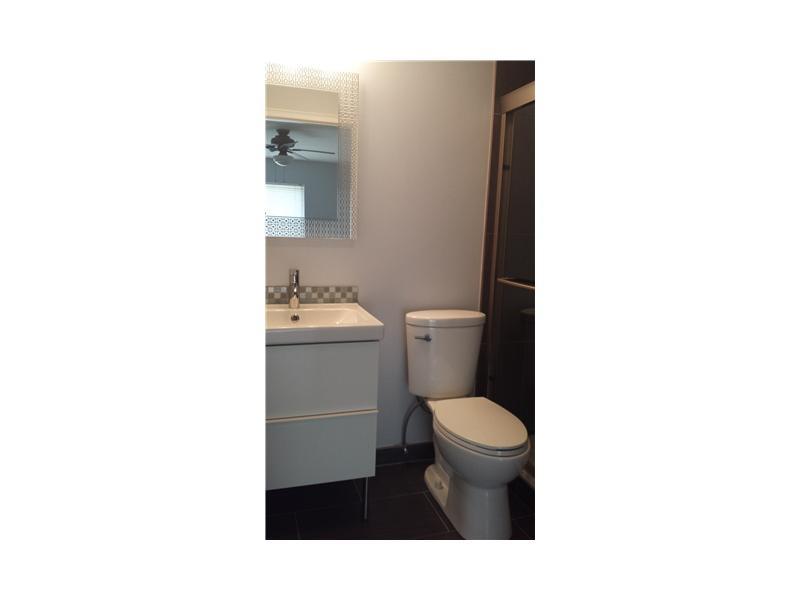 THE OAKS CONDO - Residential Lease
