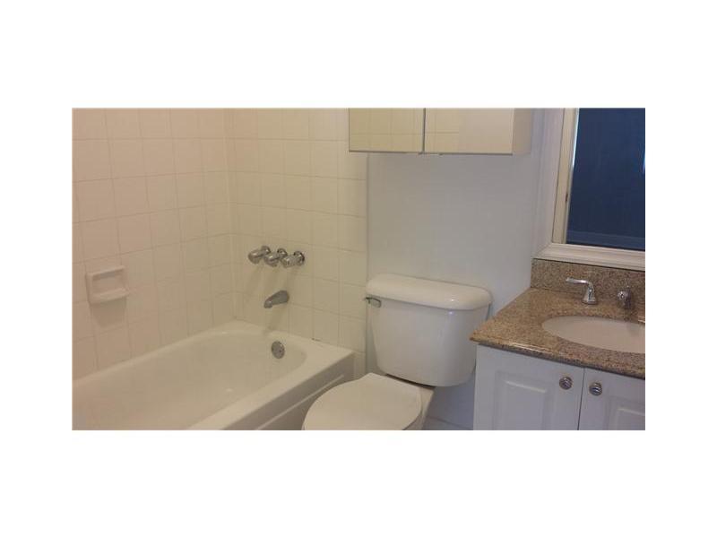 THE OAKS CONDO - Residential Lease