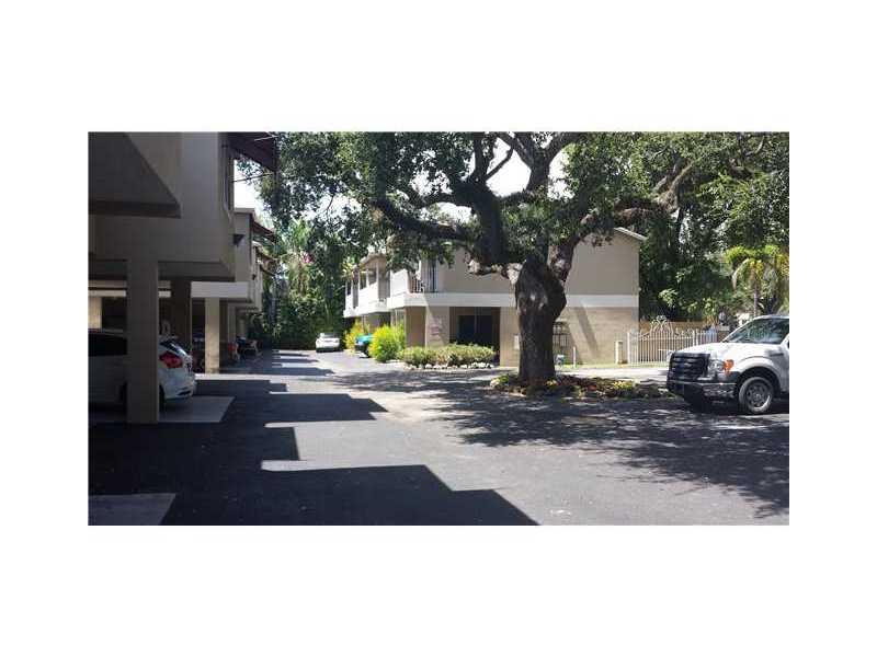 THE OAKS CONDO - Residential Lease